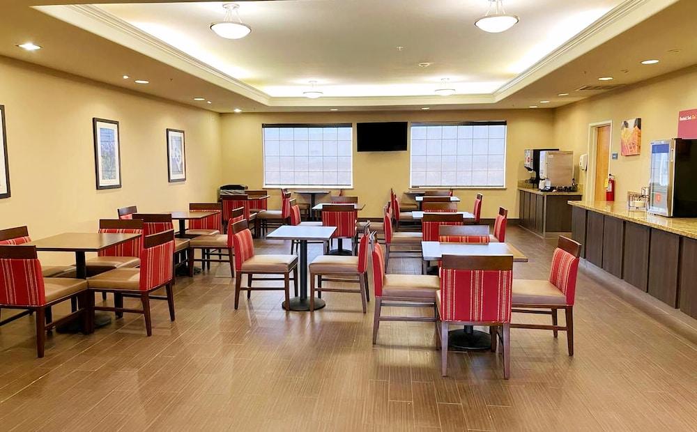 Comfort Inn & Suites, Odessa I-20 Экстерьер фото